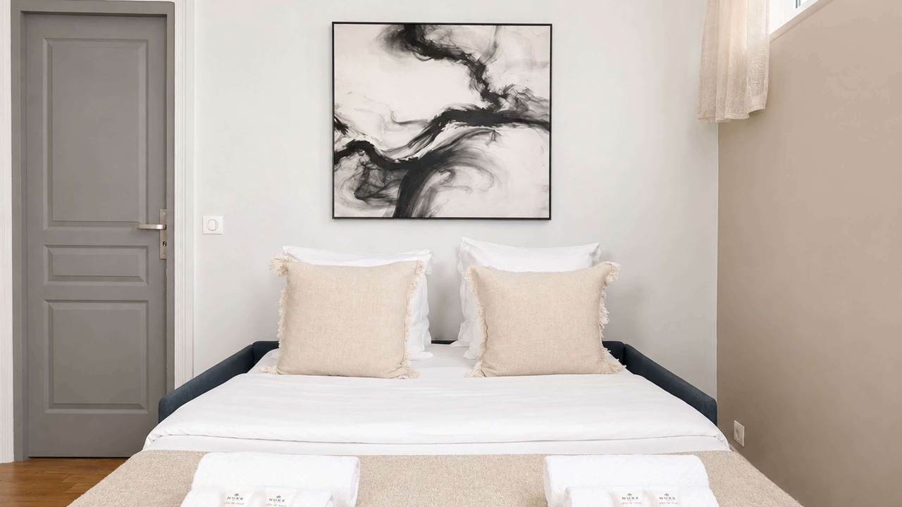 Photo of Bedroom in Saint-Lambert