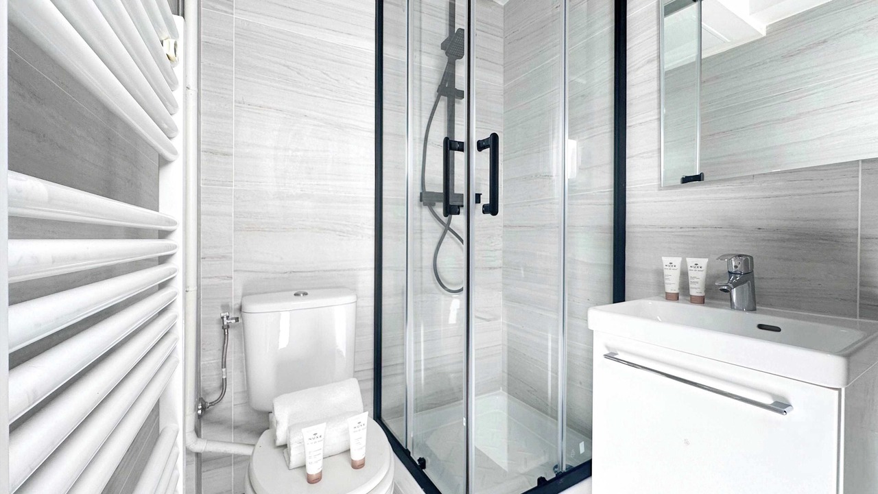 Photo of Bathroom in Plaisance