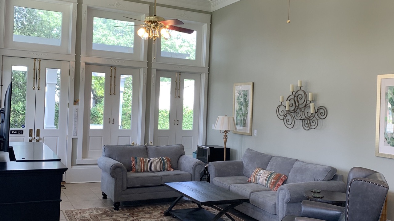 Photo of Livingroom in Biloxi