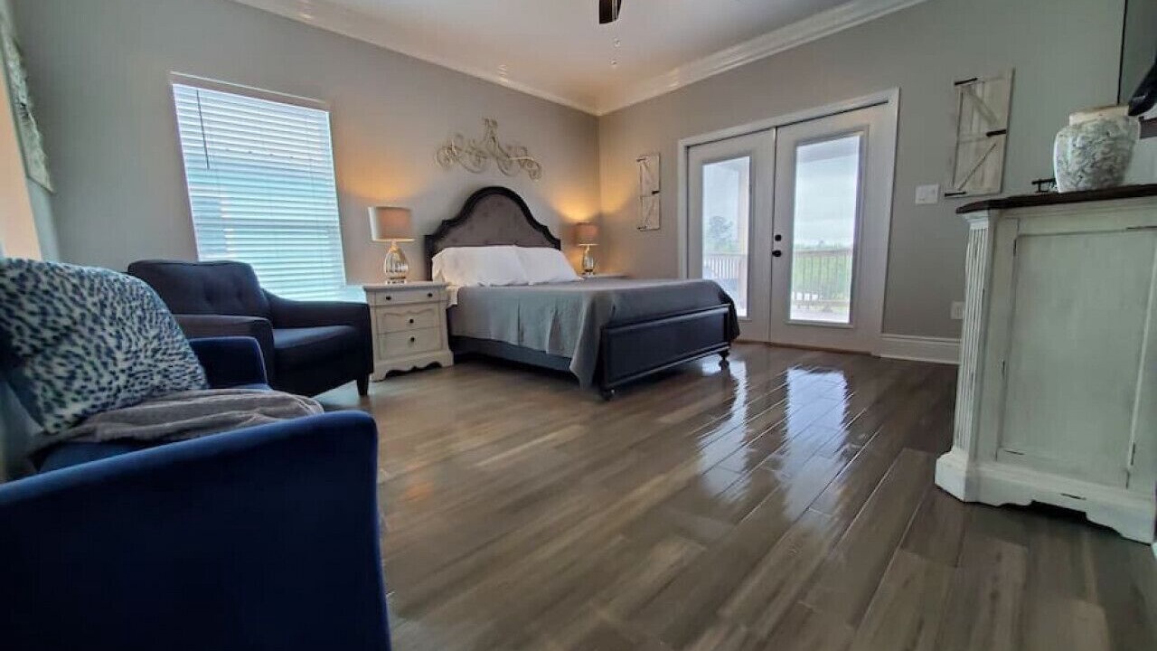 Photo of Bedroom in Shoreline Park