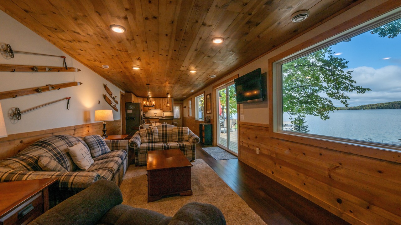 Photo of Livingroom in Hayward