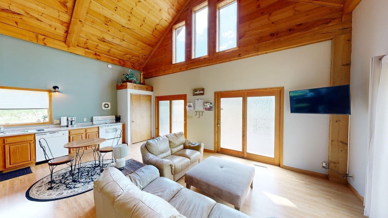 Photo of Livingroom in Norwalk