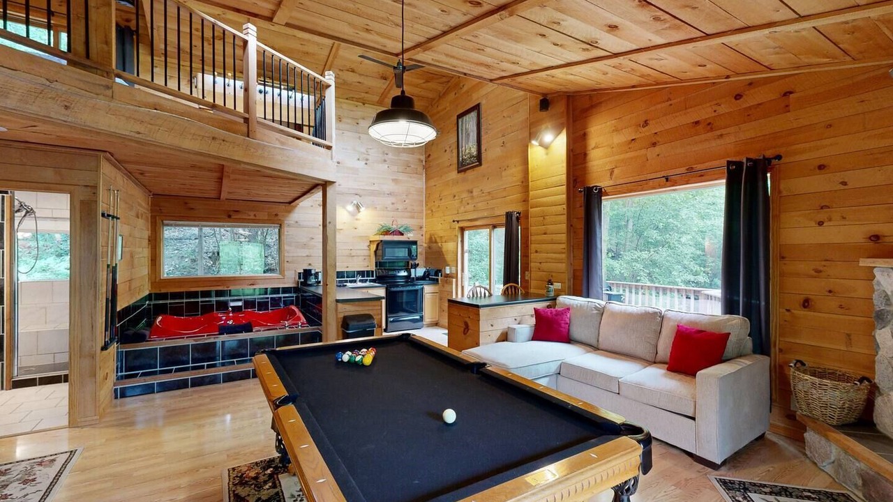 Photo of Livingroom in Norwalk