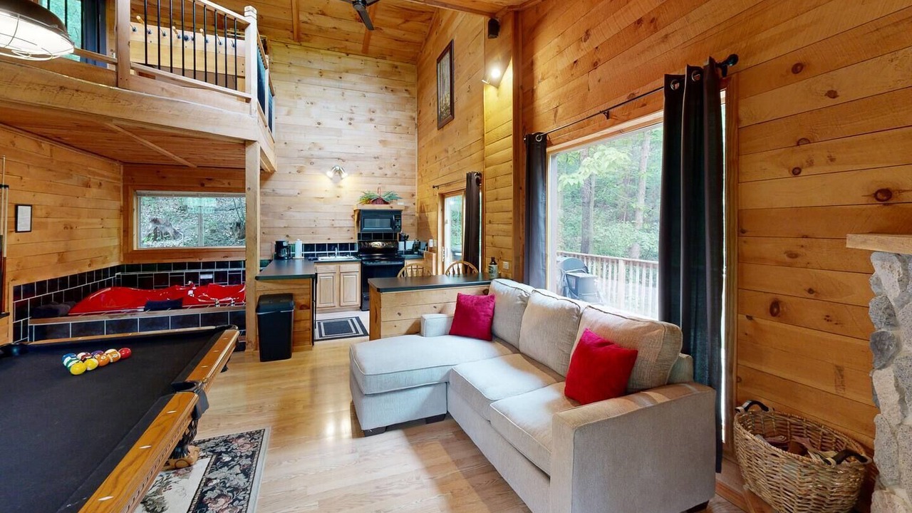 Photo of Livingroom in Norwalk