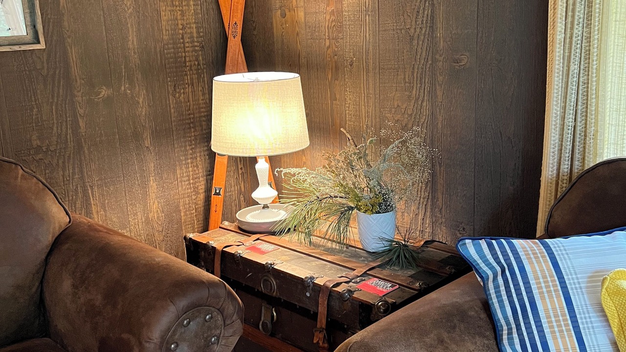 Photo of Livingroom in Custer