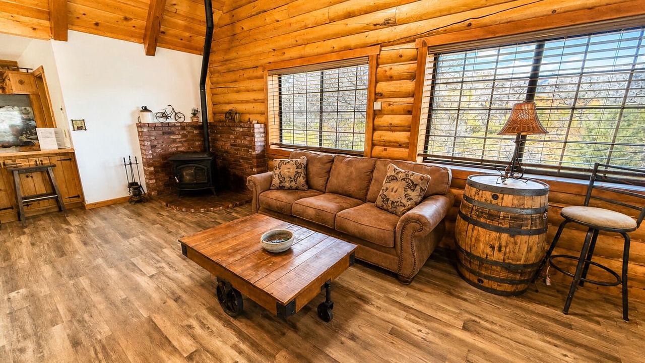 Photo of Livingroom in Bodfish