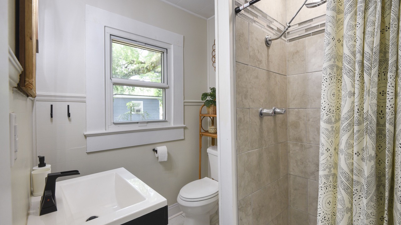 Photo of Bathroom in Gulfport