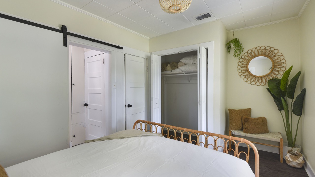 Photo of Bedroom in Gulfport