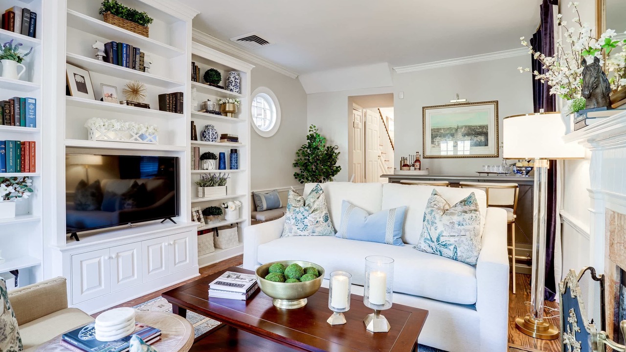 Photo of Livingroom in Old Town Alexandria