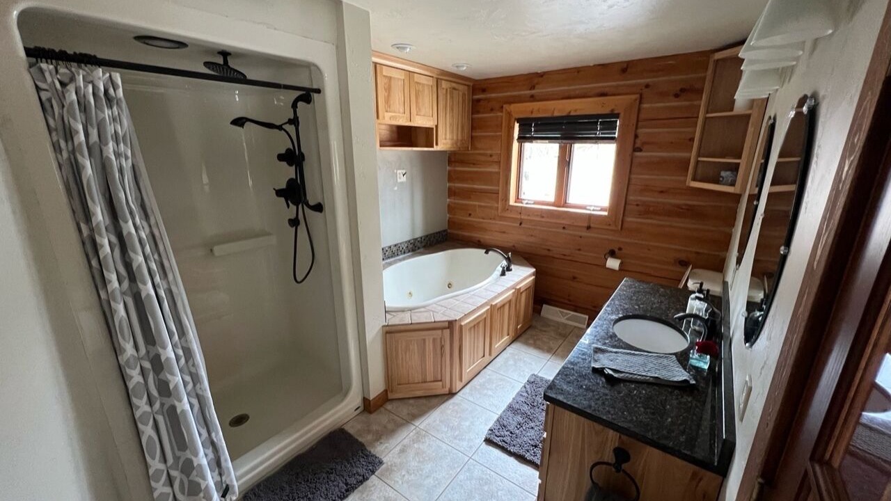 Photo of Bathroom in Weyauwega