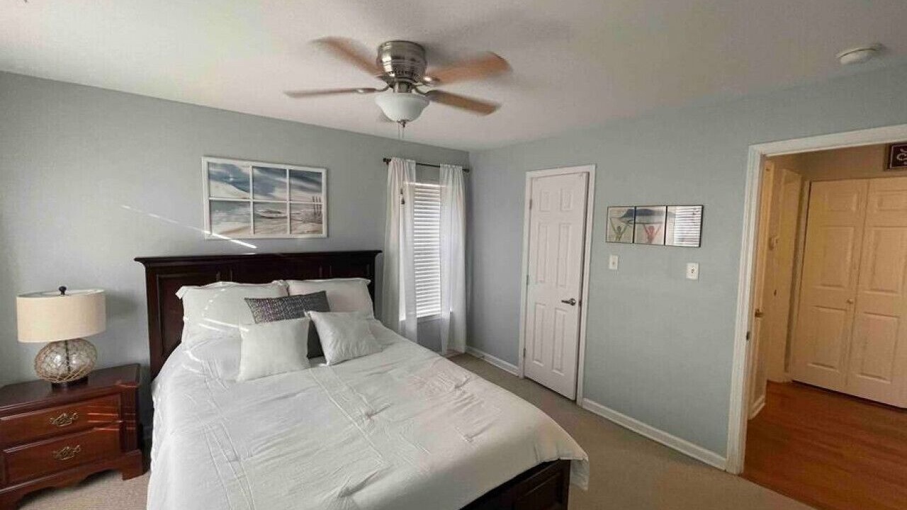 Photo of Bedroom in Gulf Park Estates