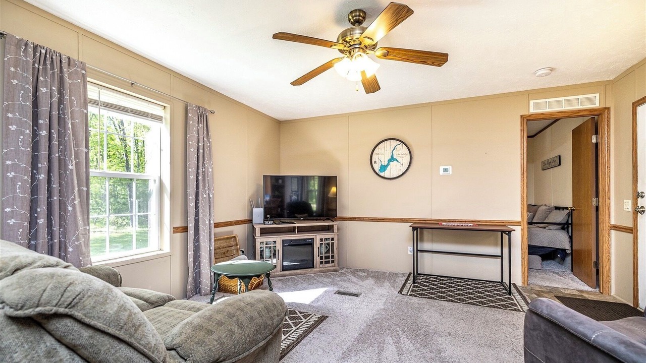 Photo of Livingroom in Black River Falls