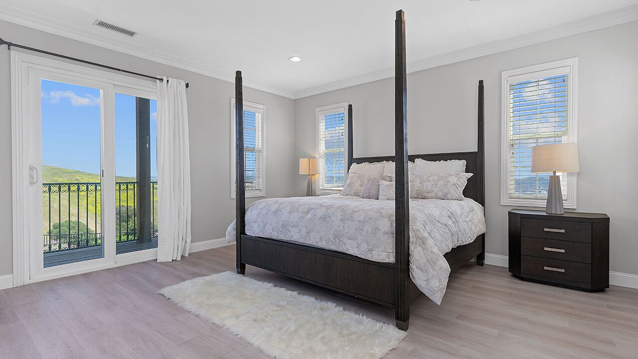 Photo of Bedroom in Walnut