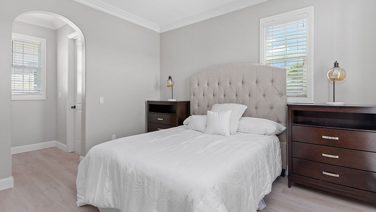 Photo of Bedroom in Walnut