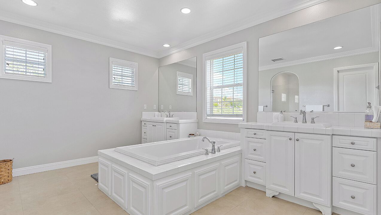 Photo of Bathroom in Walnut