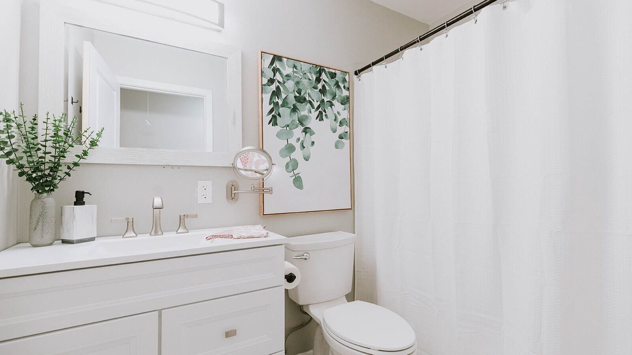 Photo of Bathroom in Ocean Springs