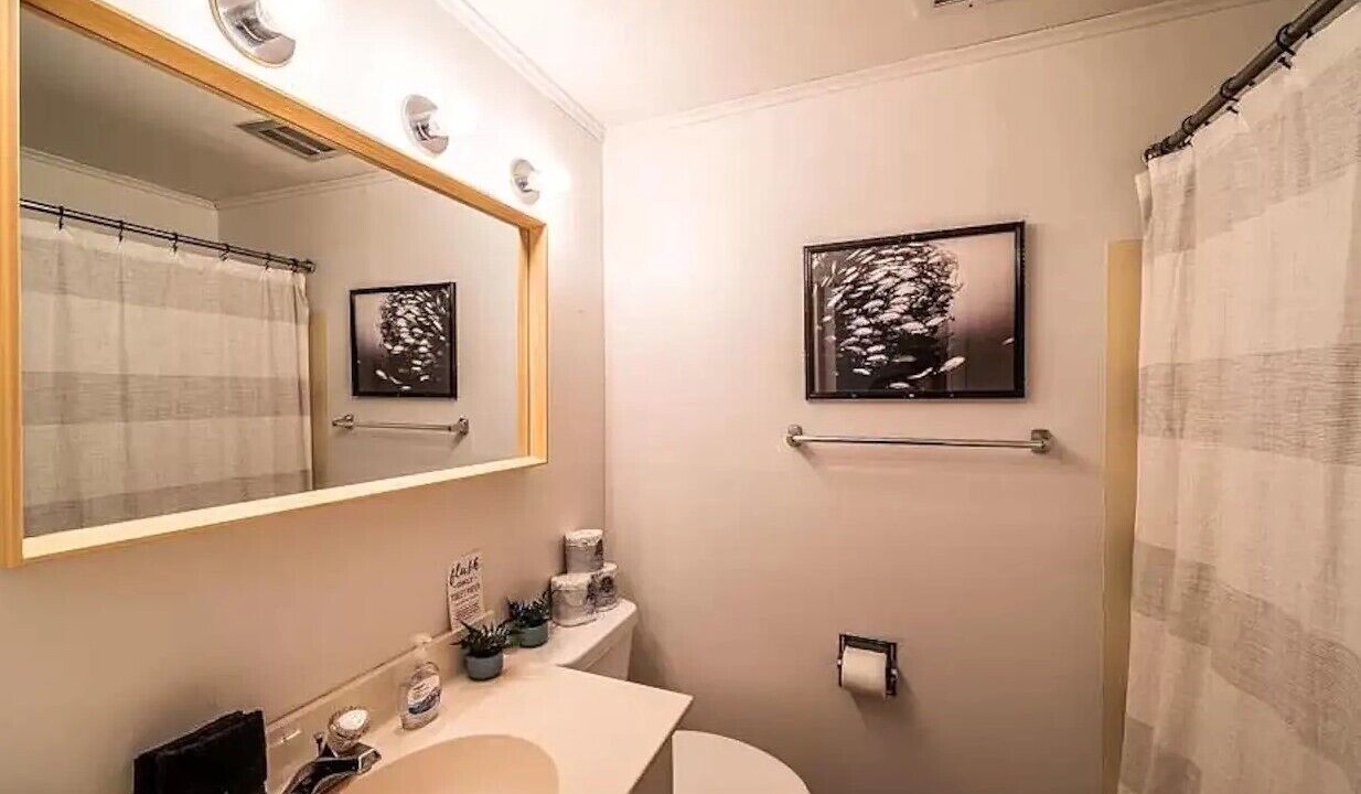 Photo of Bathroom in Detroit Lakes