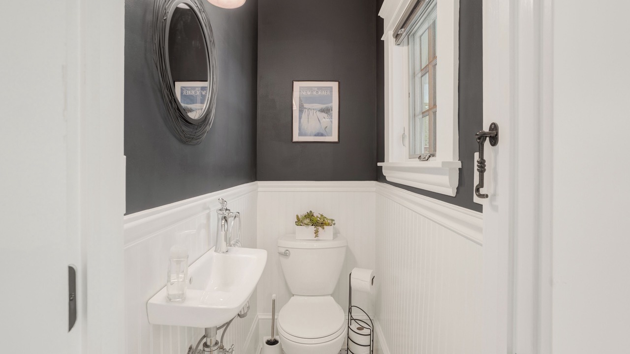 Photo of Bathroom in Historic District