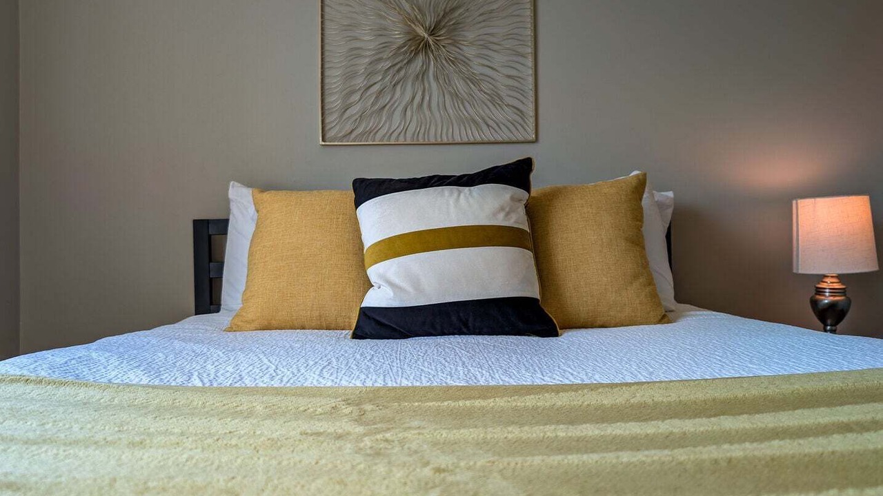 Photo of Bedroom in Lakeside - Lester Park