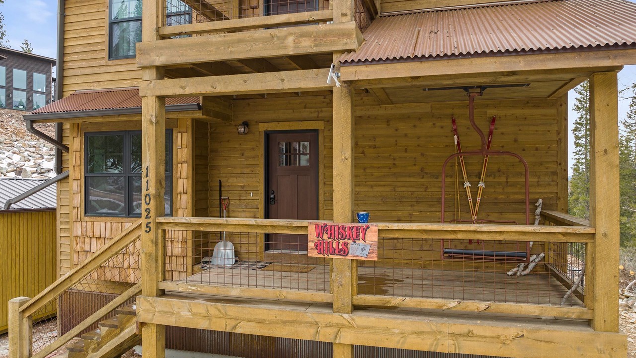Photo of Outdoor in Lead