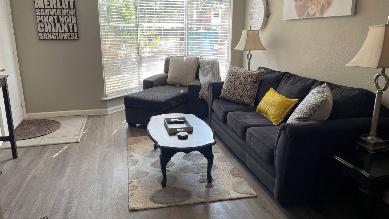 Photo of Livingroom in Pascagoula