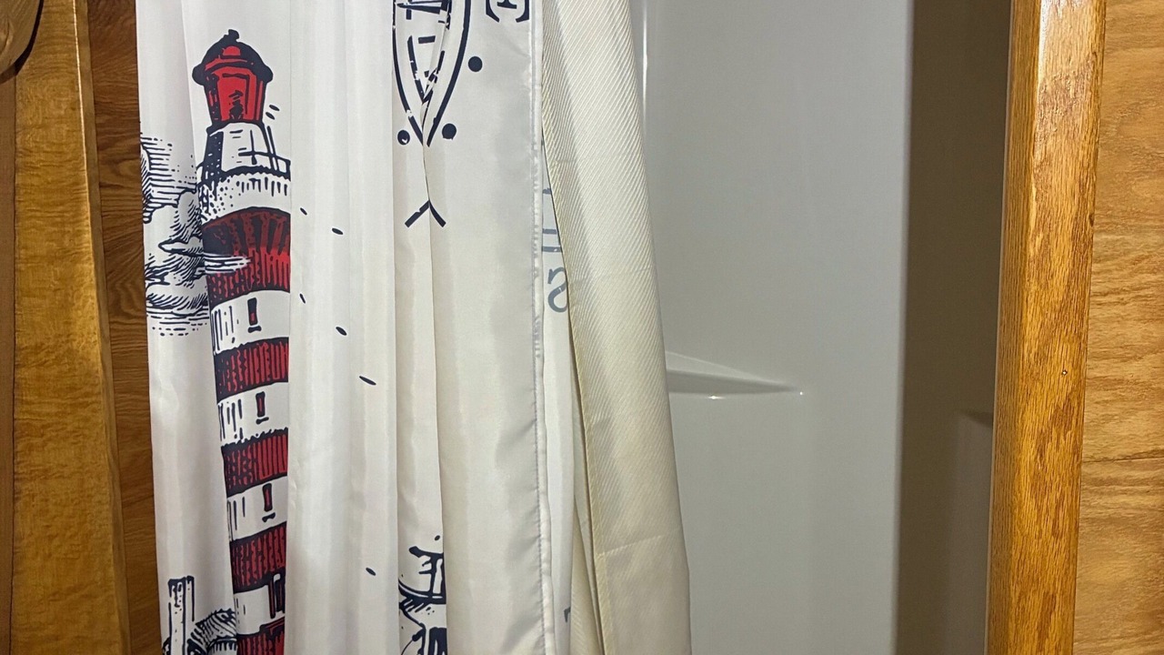 Photo of Bathroom in Burtrum