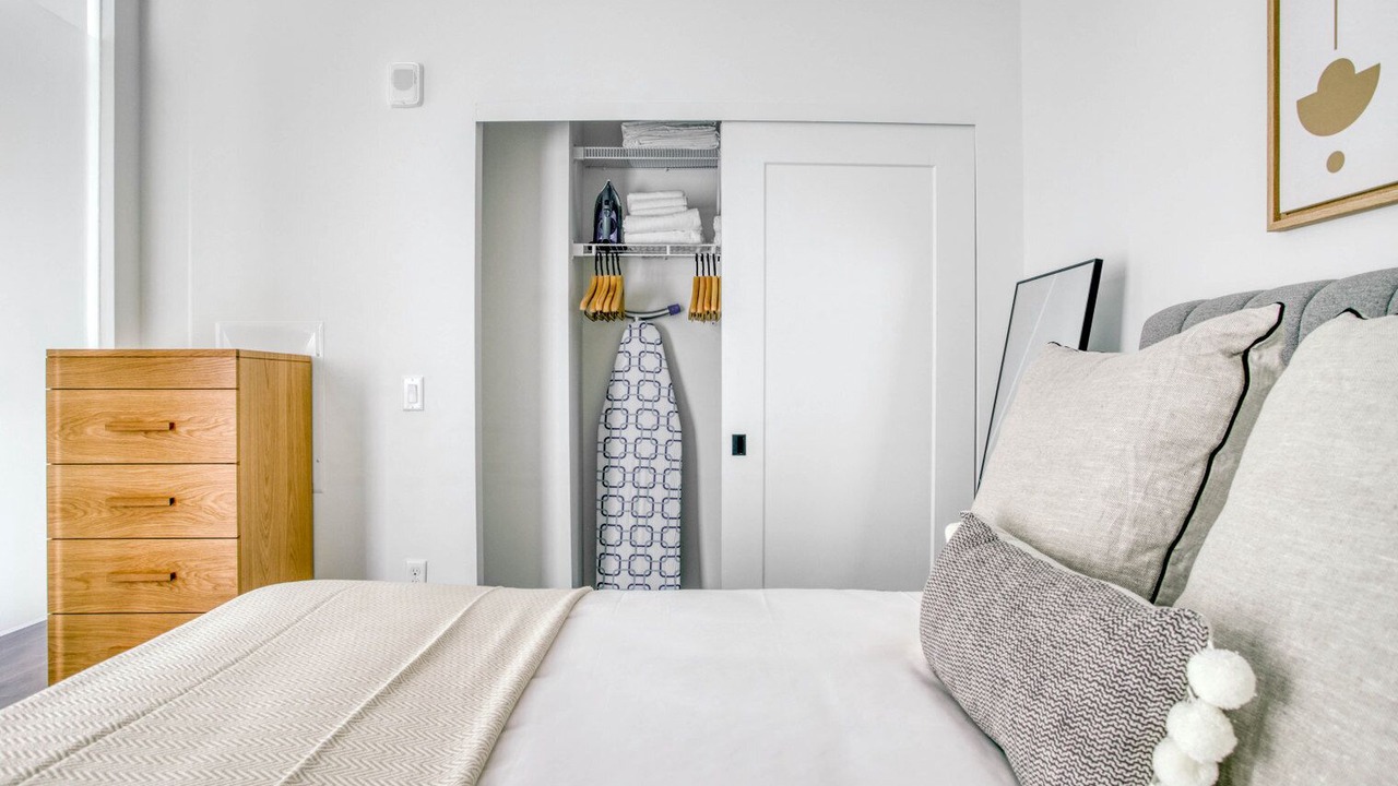 Photo of Bedroom in Gallaudet