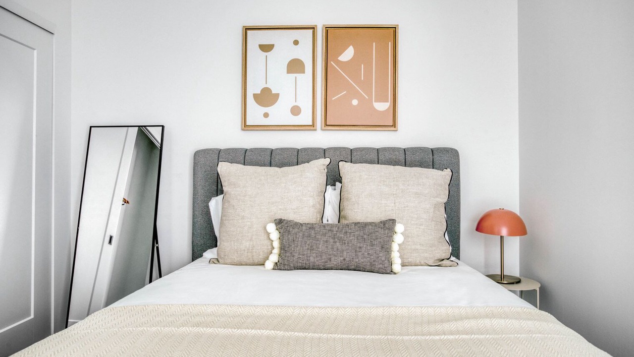Photo of Bedroom in Gallaudet