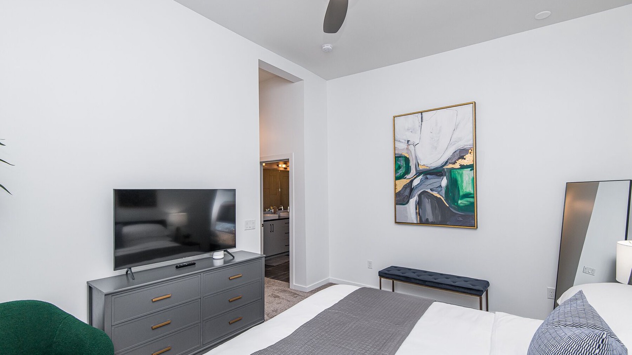Photo of Bedroom in Downtown