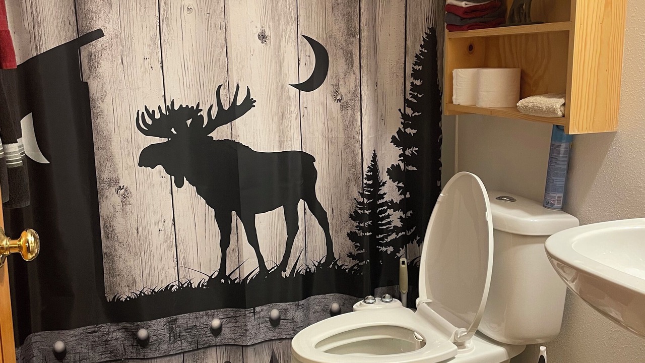 Photo of Bathroom in Warrens