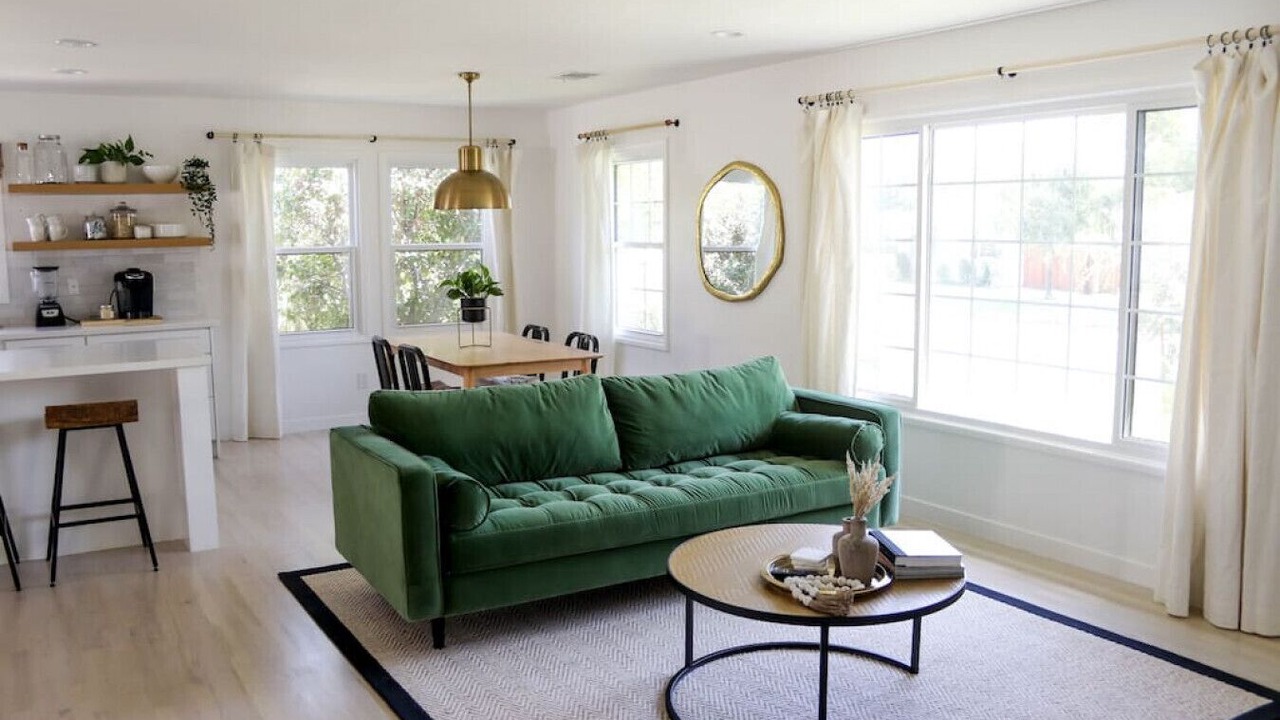 Photo of Livingroom in Riviera - Westchester
