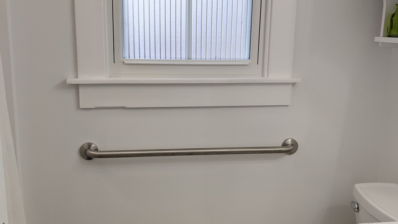 Photo of Bathroom in Northrup