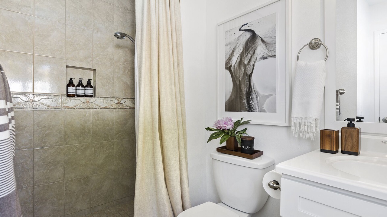 Photo of Bathroom in Ventura