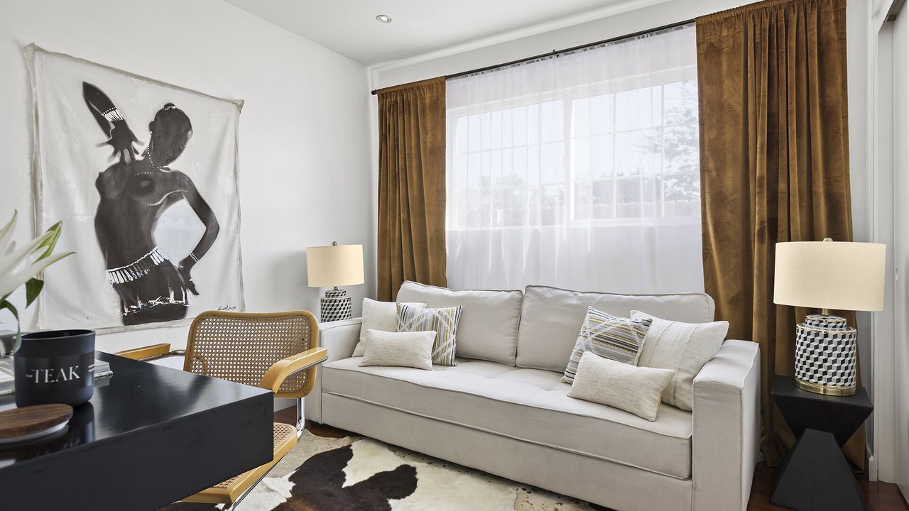 Photo of Livingroom in Ventura