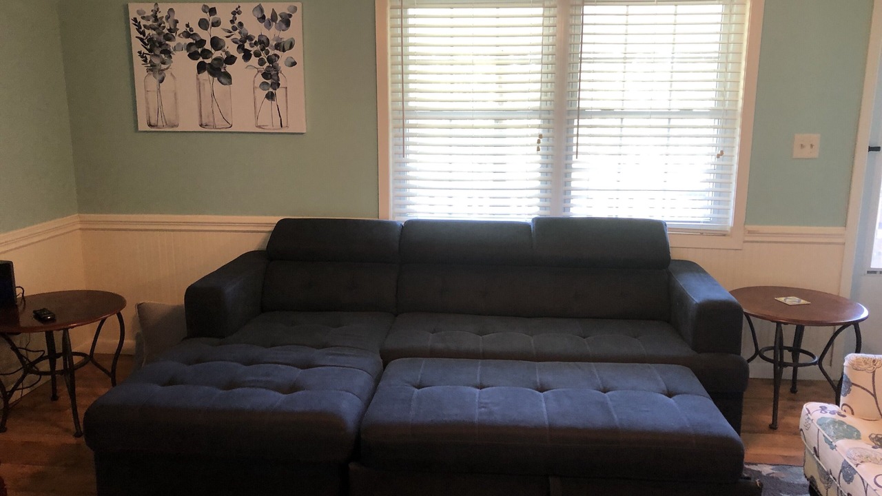 Photo of Livingroom in Shoreline Park