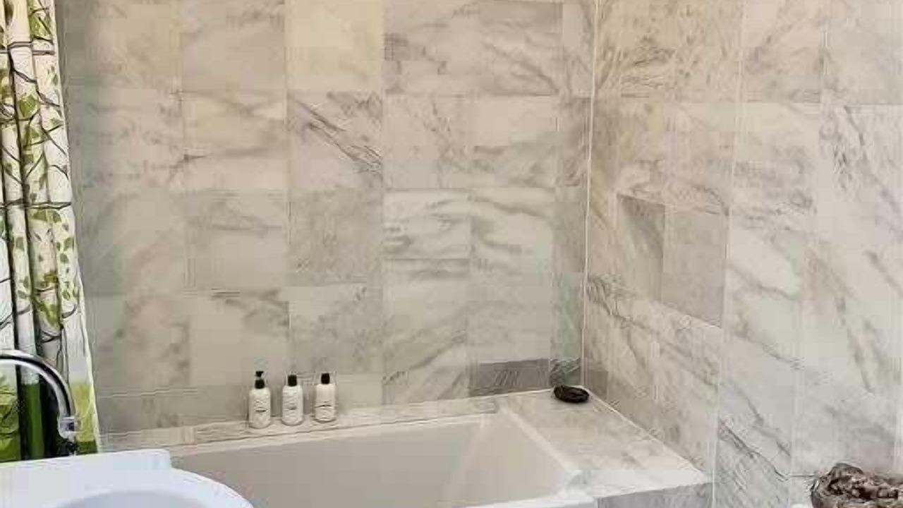 Photo of Bathroom in Lanier Heights