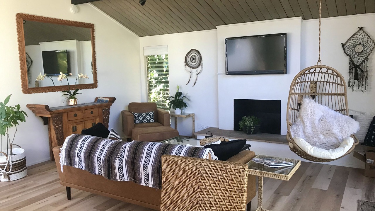 Photo of Livingroom in Hitchcock