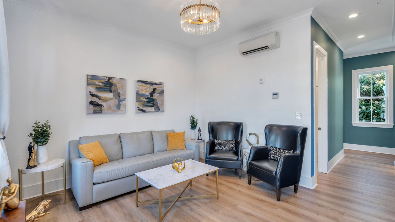 Photo of Livingroom in Faubourg Marigny