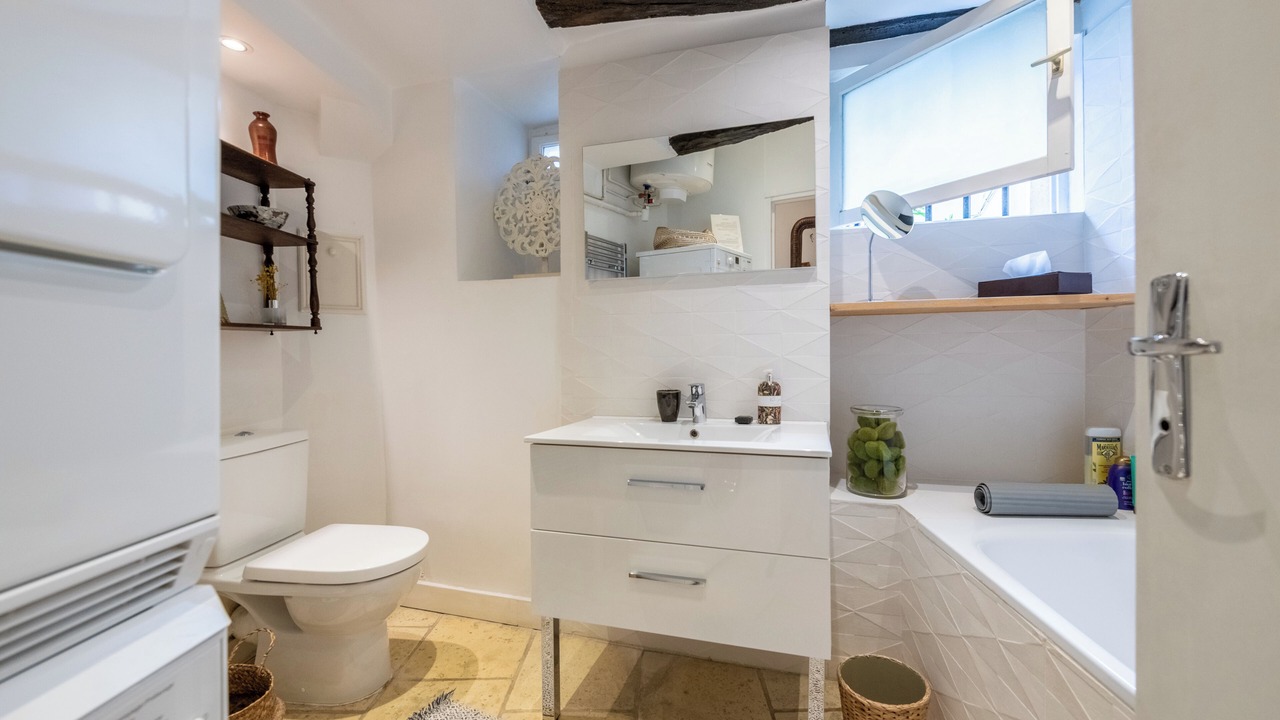 Photo of Bathroom in Marly-le-Roi