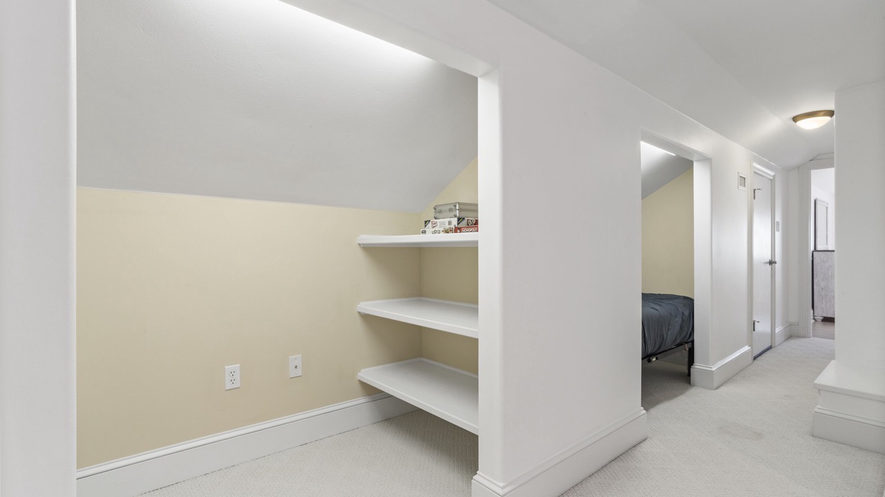 Photo of Bedroom in Shoreline Park