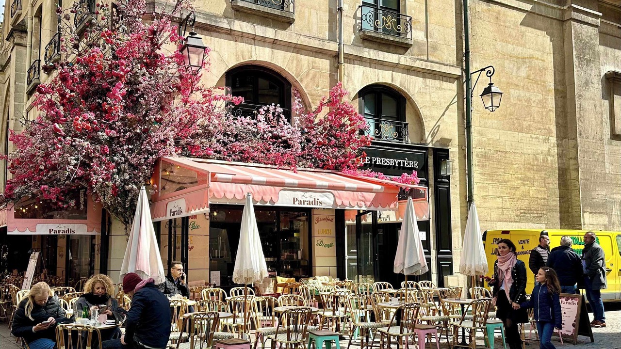 Photo of Others in Saint-Merri