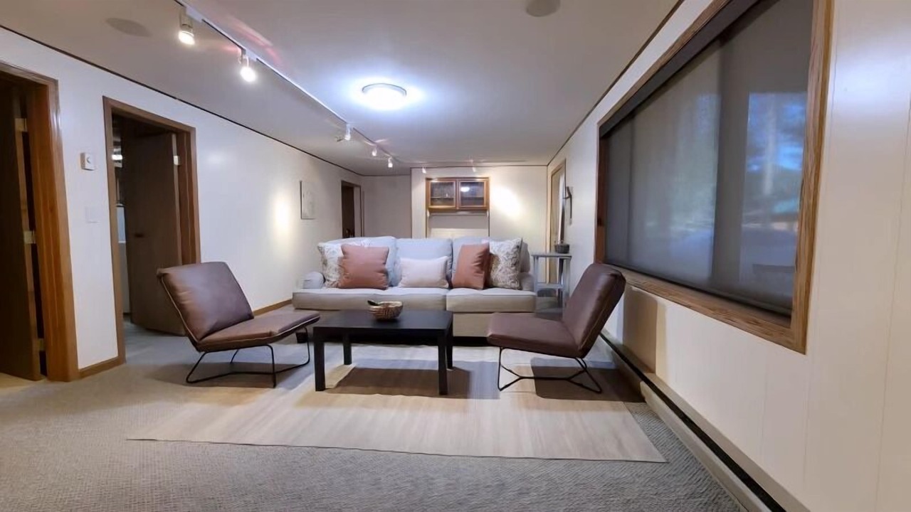 Photo of Livingroom in Custer