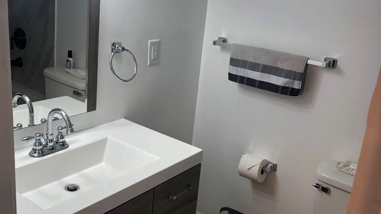 Photo of Bathroom in Anacostia