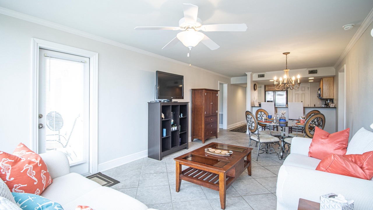 Photo of Livingroom in Biloxi