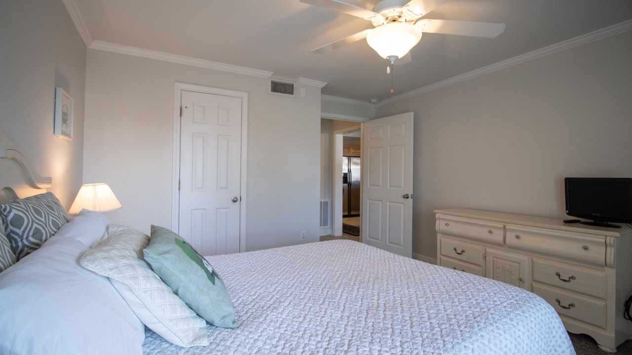 Photo of Bedroom in Biloxi