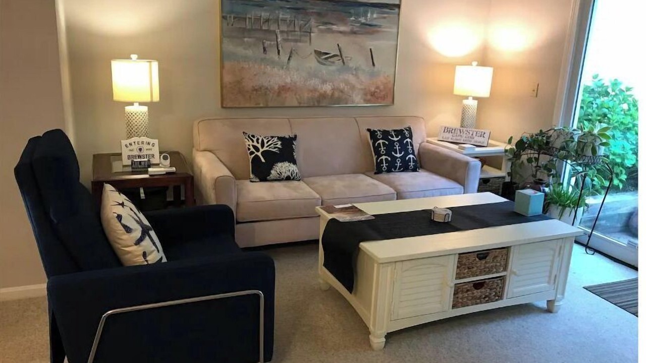 Photo of Livingroom in Brewster