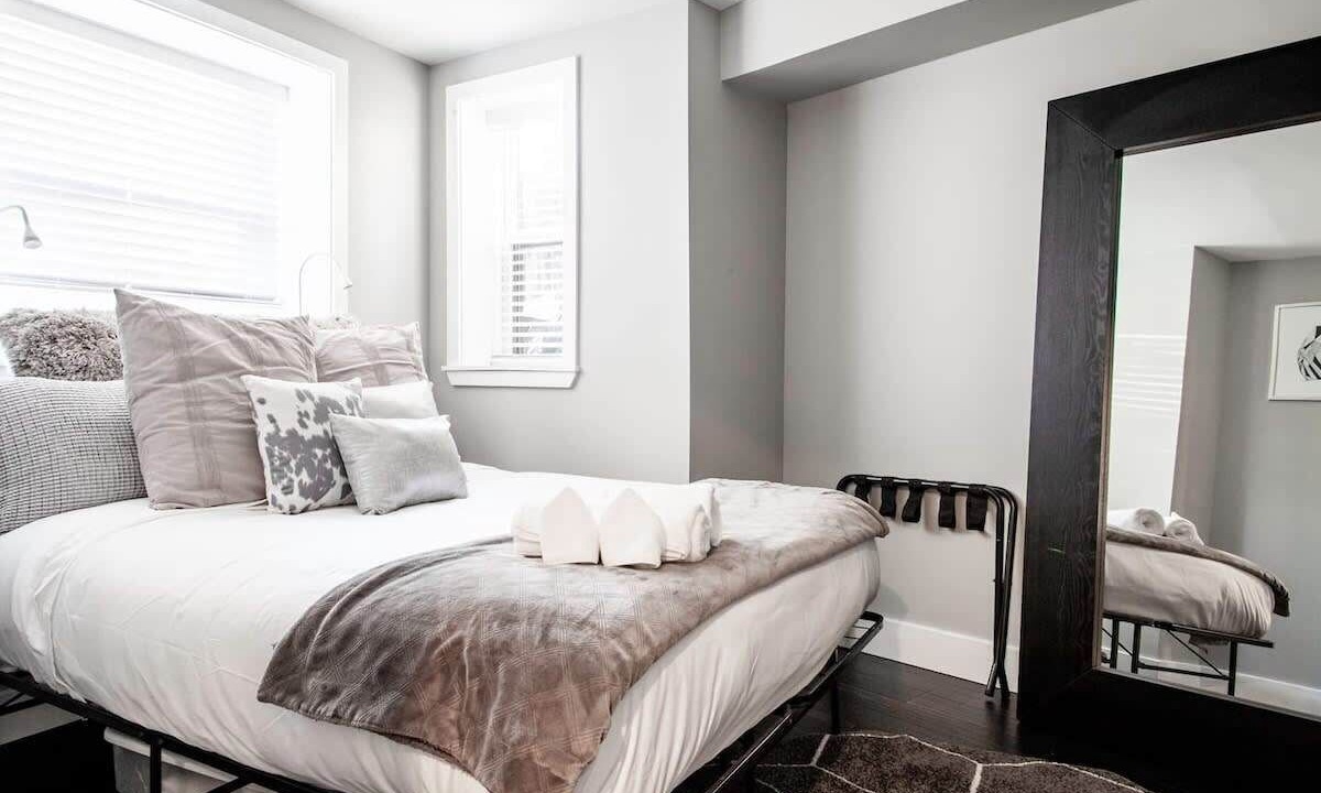 Photo of Bedroom in Truxton Circle