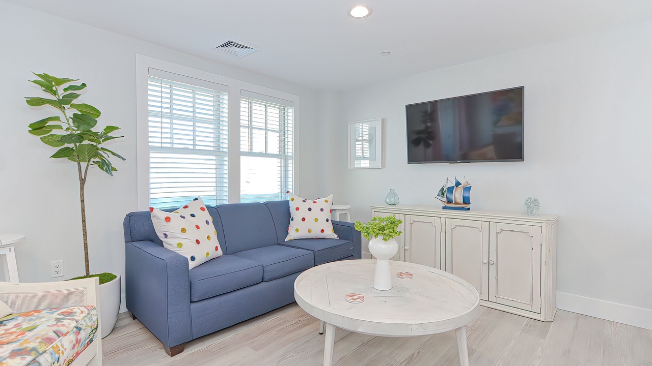 Photo of Bedroom in Plymouth Cultural District