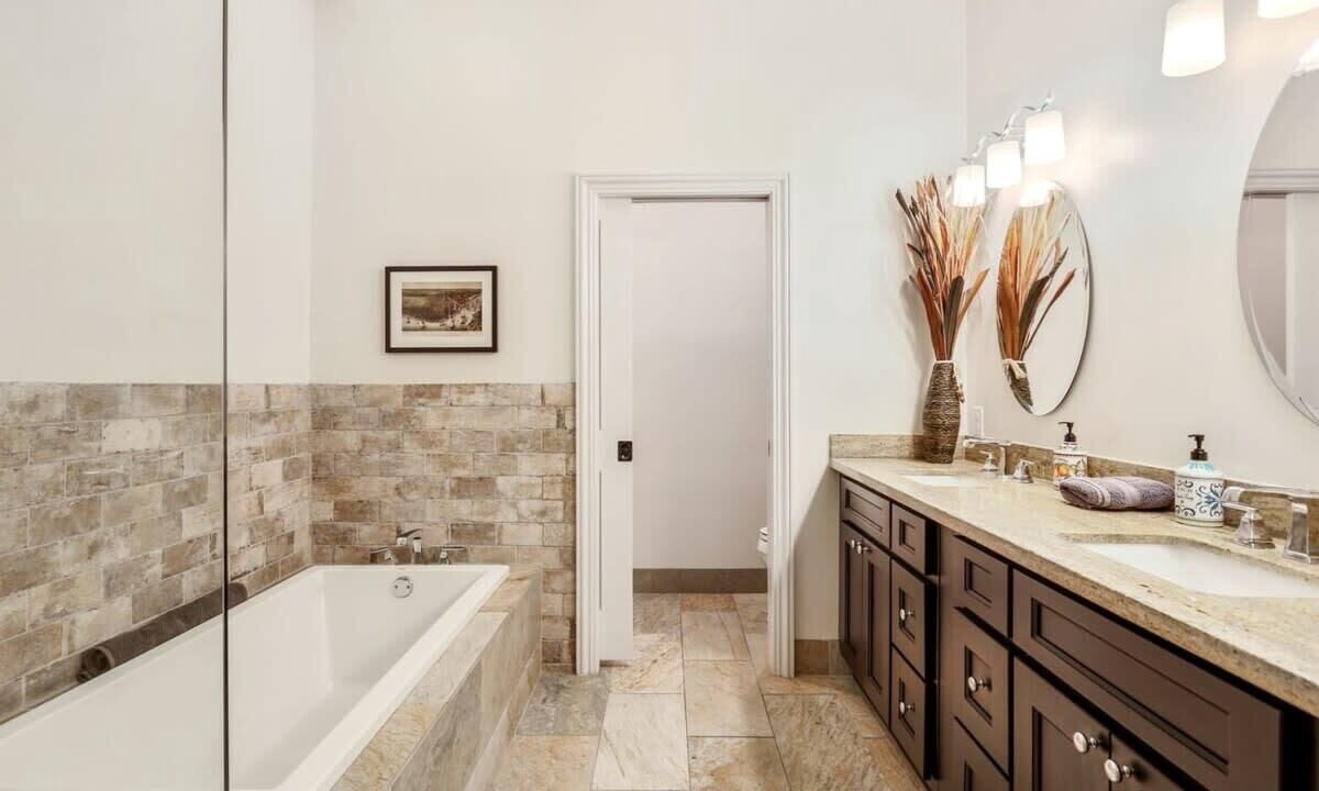 Photo of Bathroom in Faubourg Marigny
