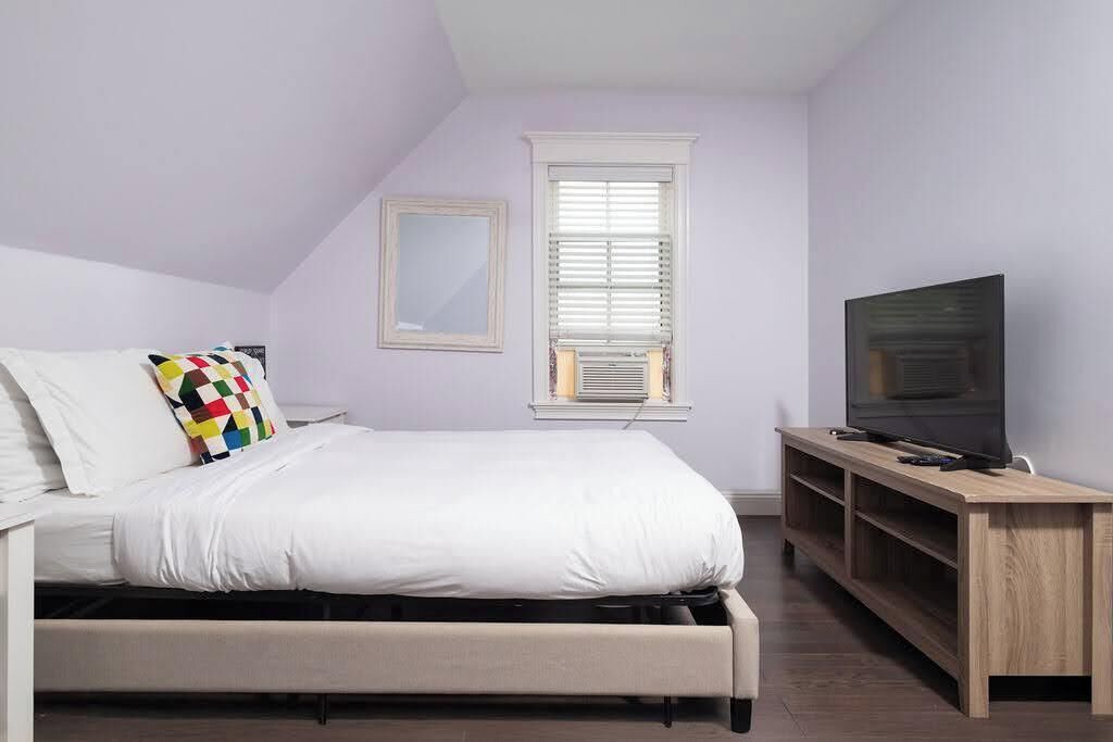 Photo of Bedroom in Everett